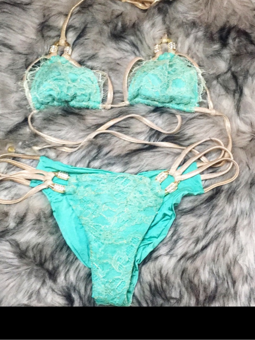 RARE Mint Beach Bunny Madagascar Mint Bikini Set